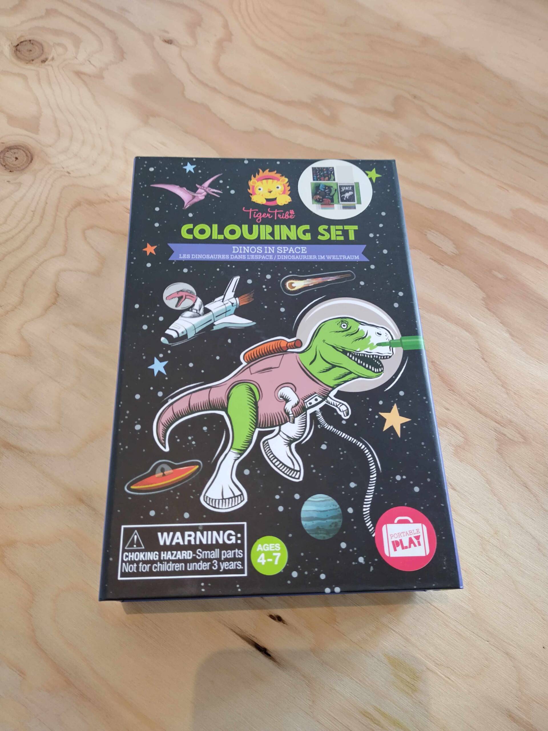 Kleurset Dino's in space